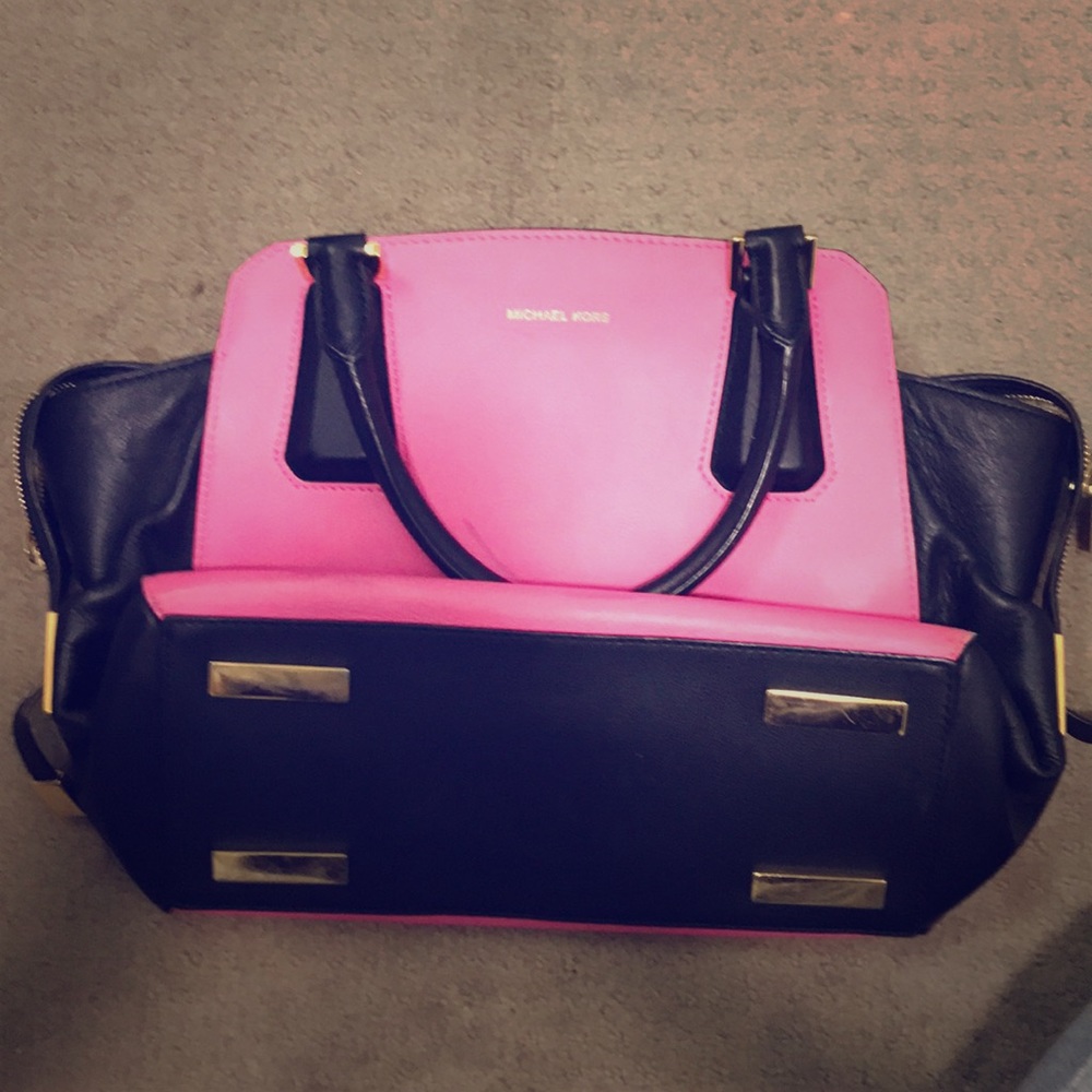 Micheal Kors bag